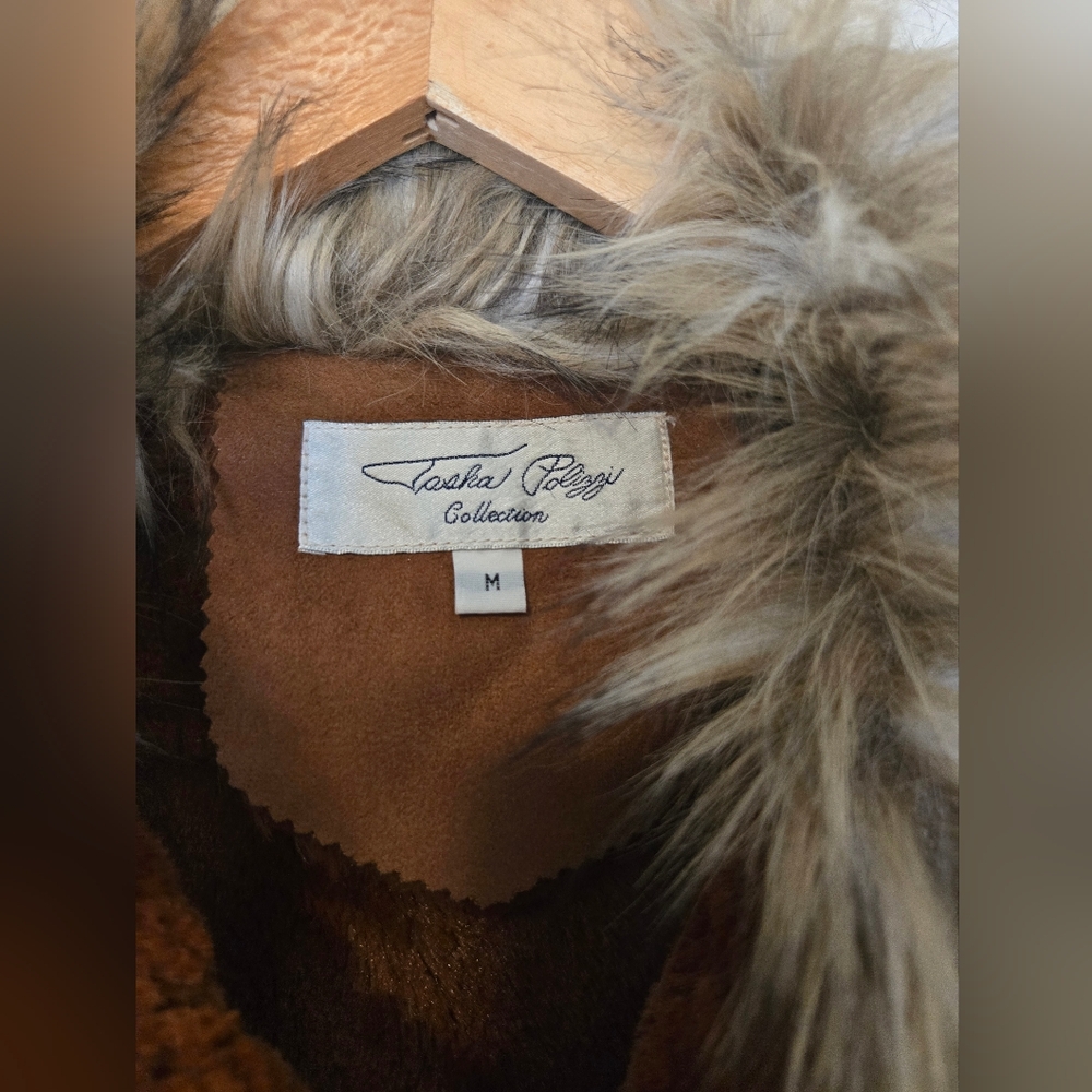 TASHA POLIZZI Brown Suede Vest with Faux Fur Collar Size Med. - Picture 3 of 6